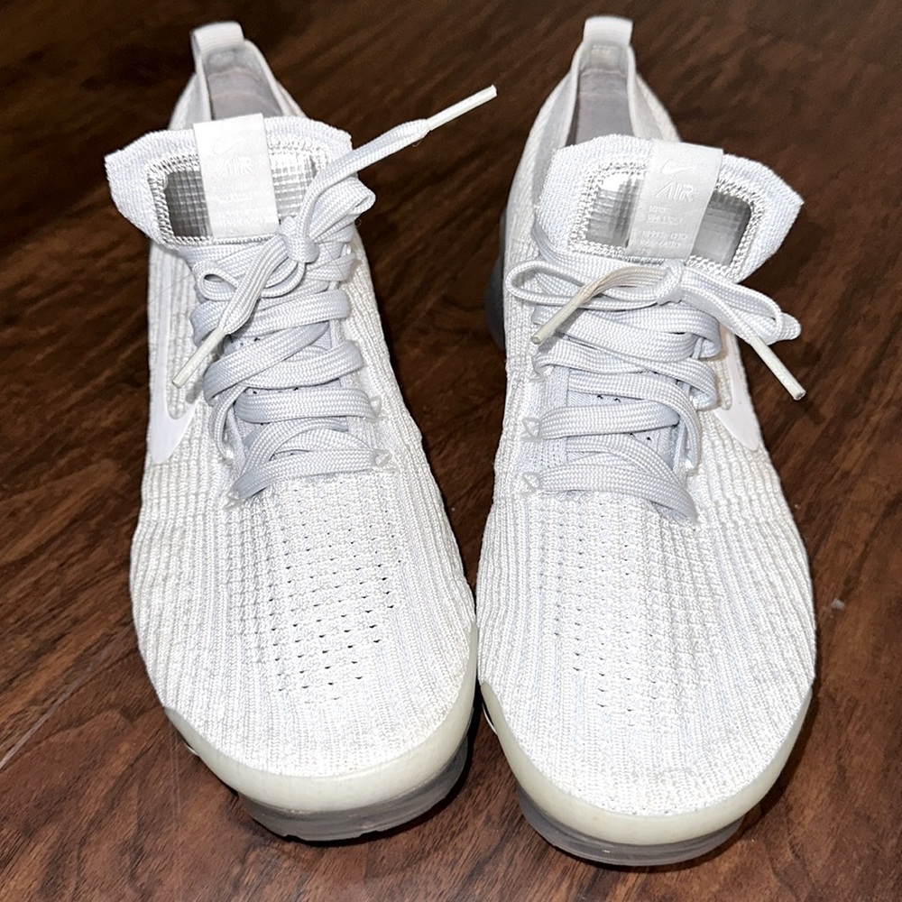 US 8 VaporMax Flynit 3